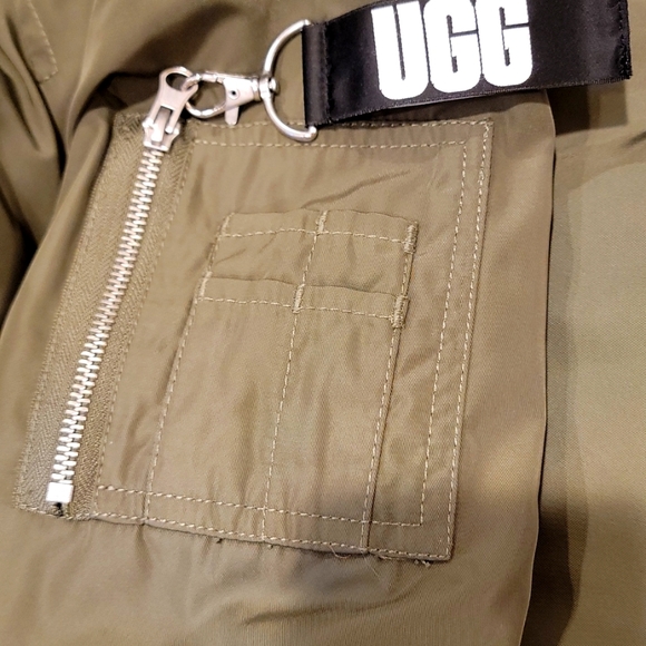 UGG Bomber Jacket - Picture 7 of 7